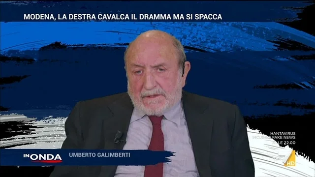 Galimberti spiega il razzismo di italiani e europei: “Abbiamo paura degli immigrati perché crediamo siano superiori”