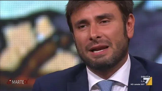 L'intervista ad Alessandro Di Battista (M5S) sulle primarie del Pd e l'elezione di Renzi come segretario del partito