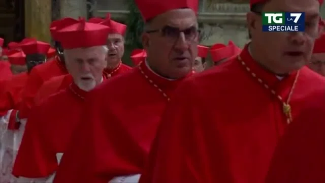 Fumata bianca a San Pietro: chi è il nuovo Papa?