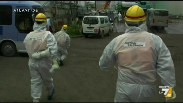 10 anni da Fukushima, il Giappone vuole riversare nell'oceano tonnellate di acqua radioattiva