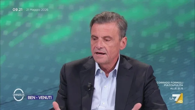 Guerra, crisi energetica e immigrazione: l'intervista a Carlo Calenda