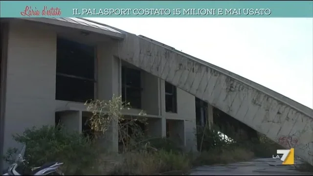 Il palasport costato 15 milioni e mai usato