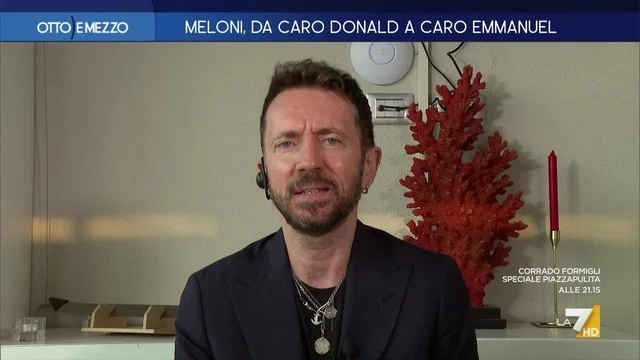 Scanzi su Meloni e Trump: "Incapace di gestirlo, ha cambiato rotta solo dopo aver visto i sondaggi"