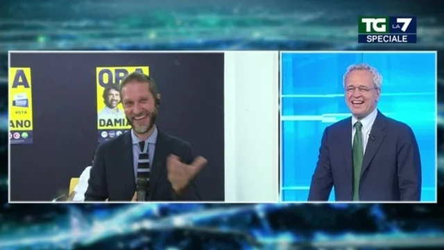 Il siparietto su Tommasi tra Mentana e l'inviato: "Voi romanisti siete tutti uguali", "No, mi dissocio assolutamente...Dal romanista"