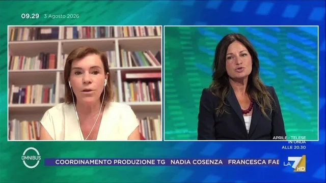 Giuseppe Conte sull'Ucraina, Gualmini: "Il No Armi è il nuovo reddito di cittadinanza di Conte"