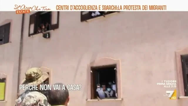 Centri d'accoglienza e sbarchi, la protesta dei migranti