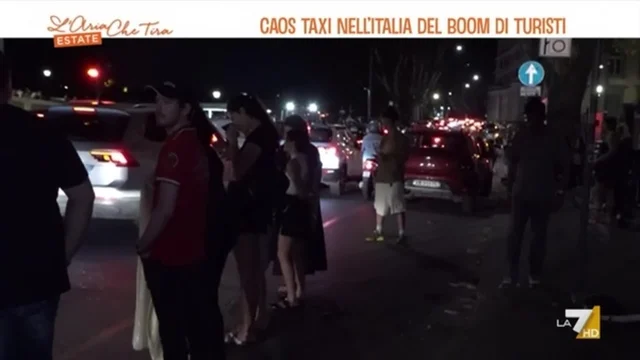 Caos taxi nell'Italia del boom di turisti
