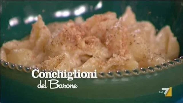 Conchiglioni con Crema di Amaretti