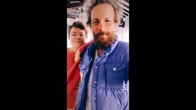 Jovanotti guarito dal Covid: "Tampone negativo, penso positivo". E festeggia con la figlia