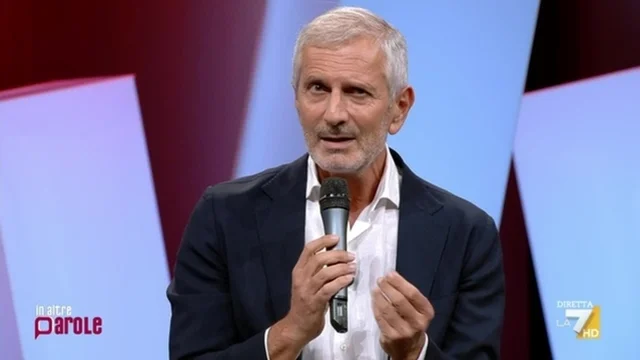 Carofiglio su Meloni: “Moralmente discutibile fare la vittima, è manipolatorio”