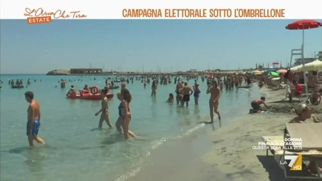 Campagna elettorale sotto l'ombrellone