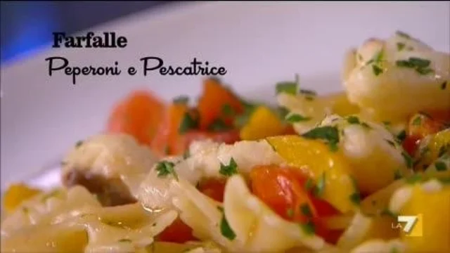 Farfalle peperoni e pescatrice