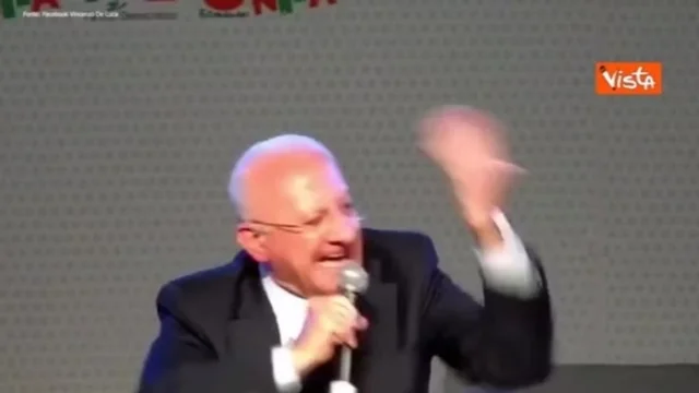 Ddl Zan, Vincenzo De Luca: "Giornata contro omotransfobia alle elementari? Andate al diavolo!"