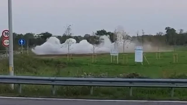 Segrate, ritrovate due bombe della seconda guerra mondiale: il video dell'esplosione