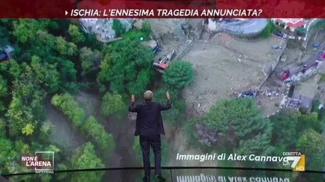 Tragedia Ischia, Giletti mostra le drammatiche immagini della frana: "Ha tirato giù tutto"