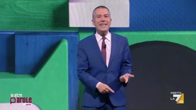 La parolaccia della settimana di Saverio Raimondo: “pazzi bastardi”