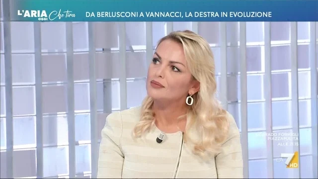 Festa per i 90 anni di Berlusconi, David Parenzo a Francesca Pascale: "È stata invitata?", "No e non aspiravo a esserlo"