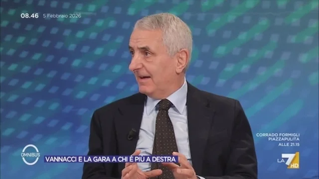 Quagliariello: "La nuova legge elettorale avrà una soglia"