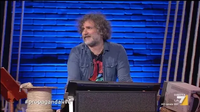 Propaganda Live - Claudio Amendola e i social network