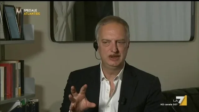 Antonio Scurati, il fascismo e l'ossessione dell'Impero: "Mussolini uomo vuoto, non aveva idee, è l'uomo del dopo"