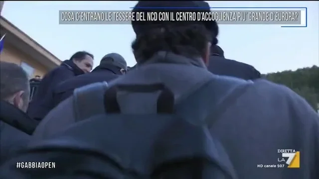 Cosa c'entrano le tessere del NCD con il centro d'accoglienza più grande d'Europa?