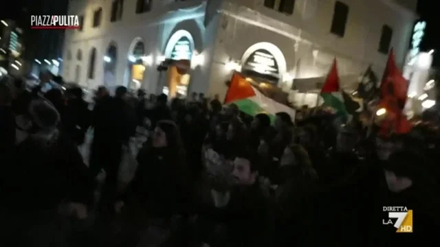 Dai manganelli alla sconfitta in Sardegna: resa dei conti nel governo?