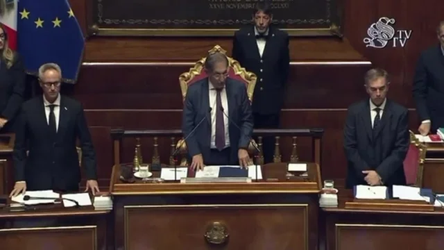 Senato, La Russa ricorda Ornella Vanoni: "Tutti ricordiamo la sua irregolarità fantasiosa e simpatica"