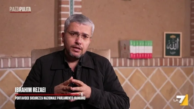 "Non abbiamo ancora usato le nuove generazioni di missili": parla il portavoce della sicurezza del Parlamento iraniano