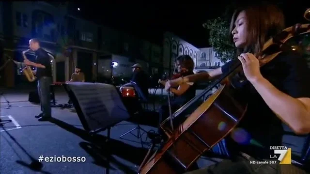 La #propagandaorkestra omaggia il ricordo del Maestro Ezio Bosso
