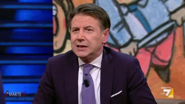 L'intervista a Giuseppe Conte: "Meloni mette la faccia solo in campagna elettorale"