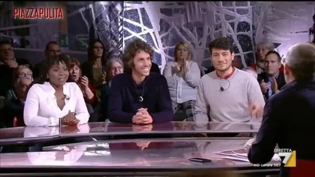 Parlano le 'sardine': l'intervista integrale ai ragazzi che stanno riempiendo le piazze di tutta Italia