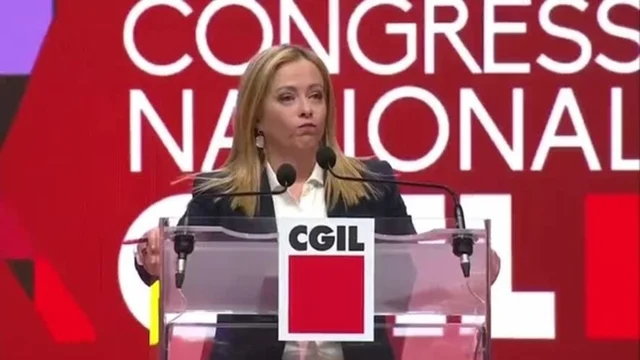 CGIL, I delegati intonano Bella Ciao: la reazione di Giorgia Meloni