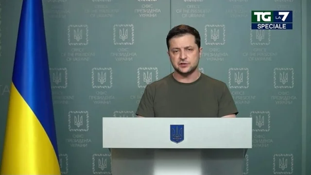 Guerra in Ucraina, Zelensky: "Non credo che il negoziato possa avere esito positivo ma facciamoli provare"