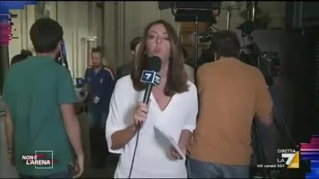 Alessandra Sardoni in collegamento dal Quirinale: 'Mattarella convoca Cottarelli domani mattina al Quirinale'