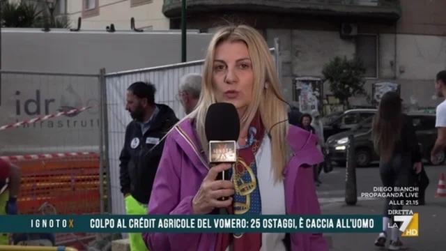Rapina al Crédit Agricole del Vomero: 25 ostaggi e fuga, la ricostruzione a Ignoto X
