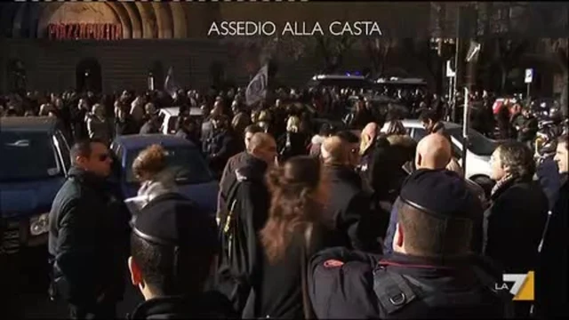 ASSEDIO ALLA CASTA