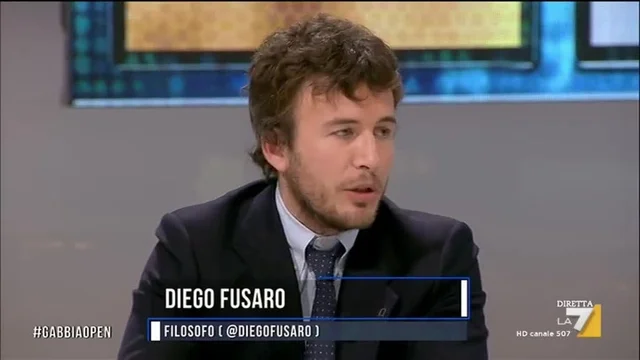 Fusaro vs Parenzo: ''C'è poco da ridere, sei prezzolato dalle elite''