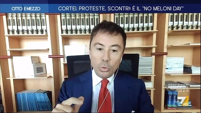 I numeri di Italo Bocchino: "Stipendi aumentati nel 2025, aumento carburanti non imputabile a Meloni"