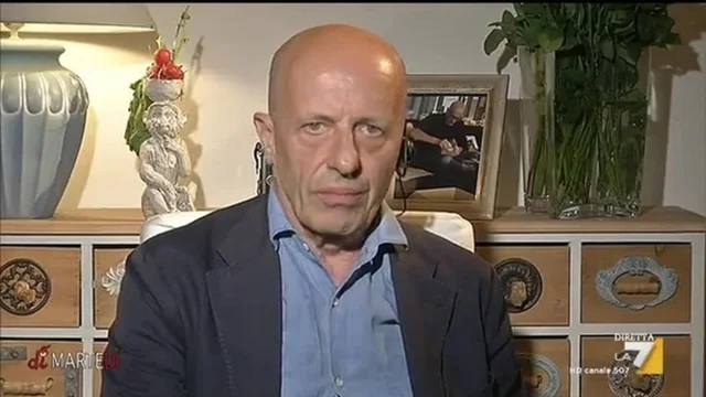 Sallusti attacca Saviano: "Paragonare Salvini a Trump è una delle più grandi idiozie che si possano dire"
