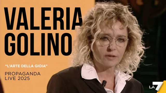 Valeria Golino legge "L'arte della gioia" a Propaganda Live