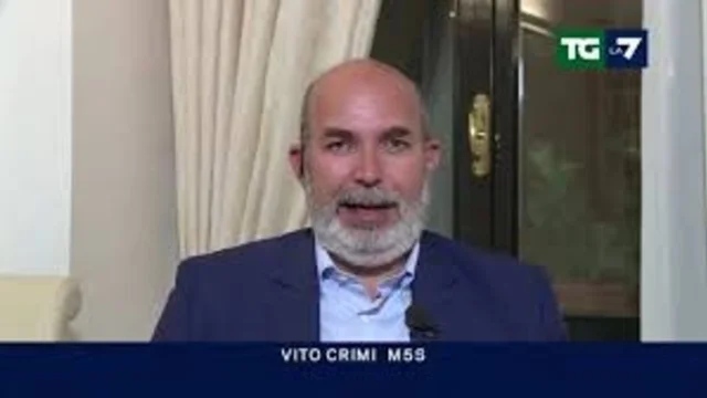 Crisi di governo, Vito Crimi: "Nessuno comprende la scelta di Renzi, è il momento della responsabilità"