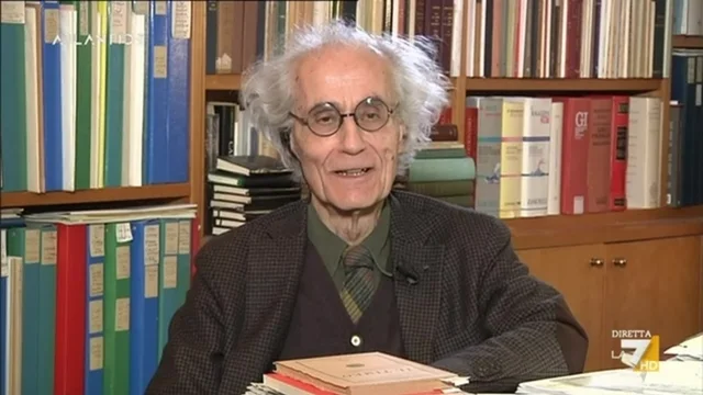 L'intervista al prof. Luciano Canfora sul rapporto tra Stalin ed Hilter che ha portato al patto del '39 tra URSS e Germania