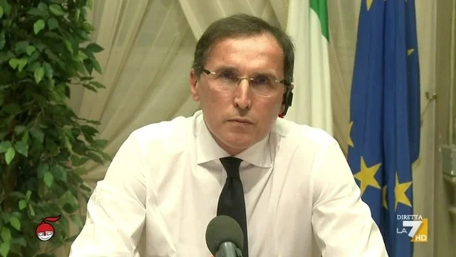 Vaccino anti-covid, Ministro Boccia: "Inizieremo a vaccinarci a metà gennaio"
