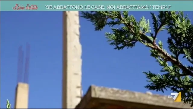 'Se abbattono le nostre case, noi abbattiamo i templi'