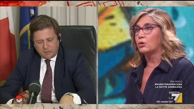 Dpcm, Myrta Merlino al viceministro: "Qualcuno del CTS ci è mai salito su un autobus?"