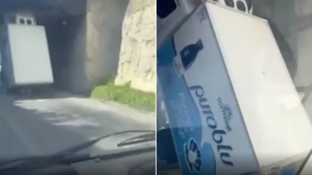 Il camion incastrato in verticale sotto il ponte: le immagini dello strano incidente