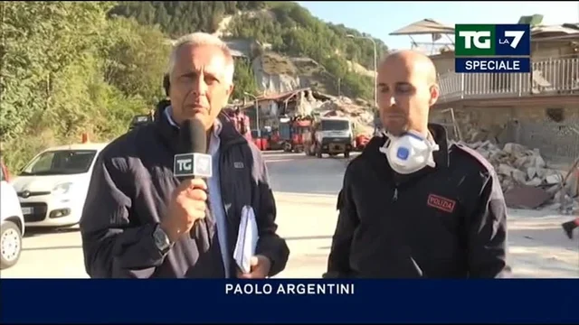 Terremoto nel Centro Italia, il salvataggio della bambina a Pescara del Tronto. In collegamento Paolo Argentini
