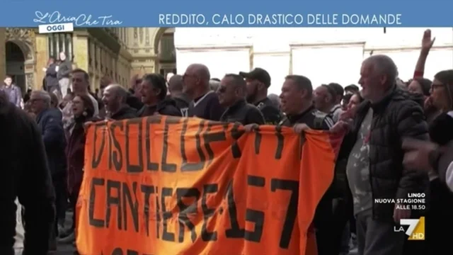 Reddito di cittadinanza, calo drastico delle domande