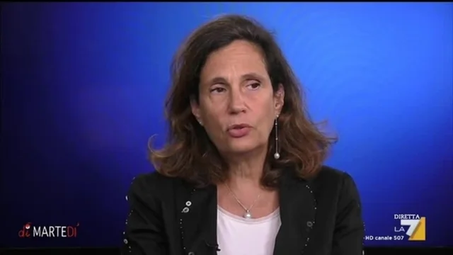 Coronavirus, Ilaria Capua: "L'aria condizionata può veicolare il virus"