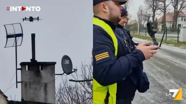 Polonia, la polizia controlla le canne fumarie dei cittadini con un drone: il video